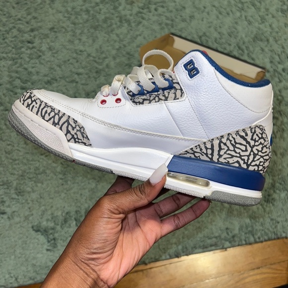 Air Jordan 3 Retro size 7 Youth / 9 women - Picture 4 of 6